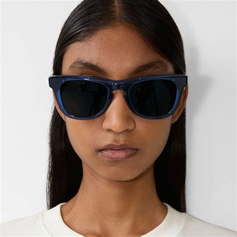 burberry zonnebril heren 2013|Arch Facet Sunglasses in Dark blue .